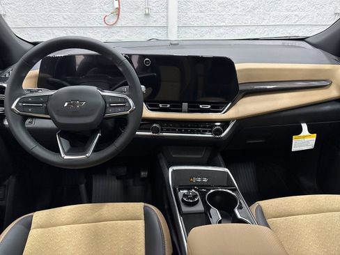 New 2026 Chevrolet Equinox ACTIV w/ Convenience Package III image 10