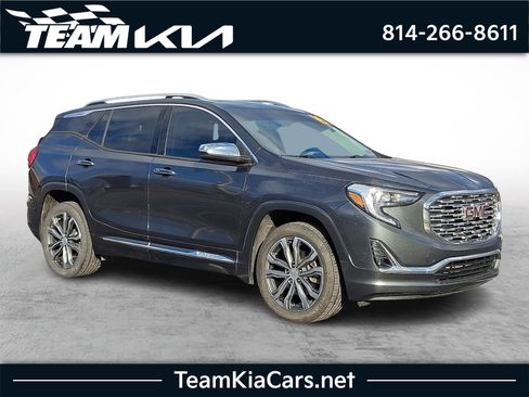 Used 2019 GMC Terrain Denali w/ Comfort Package image 1