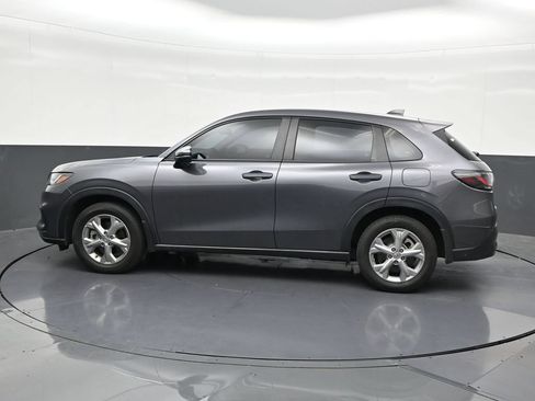 Used 2025 Honda HR-V LX image 2