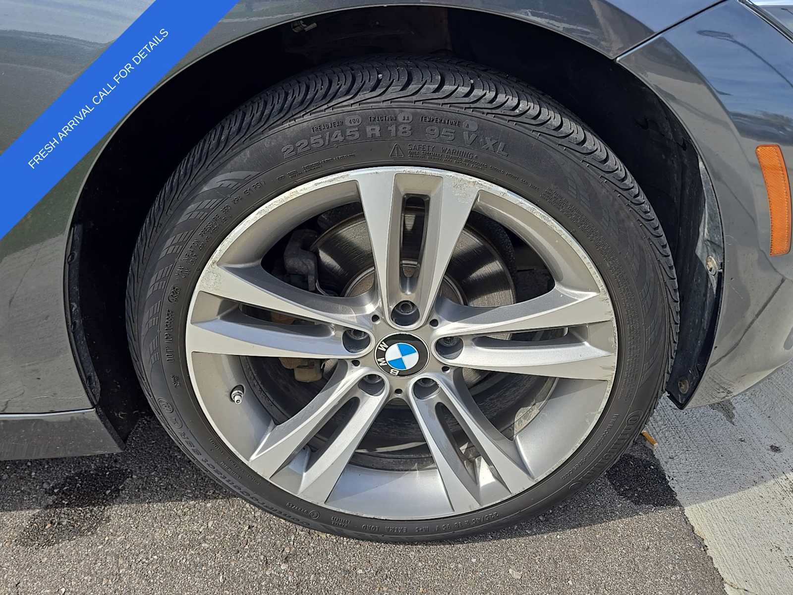 Used 2018 BMW 330i xDrive Sedan AWD/4WD image 12