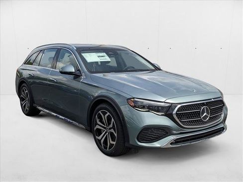 New 2025 Mercedes-Benz E 450 4MATIC All-Terrain Wagon image 6