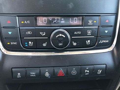 Used 2011 Dodge Durango Citadel w/ Trailer Tow Group IV AWD/4WD image 22