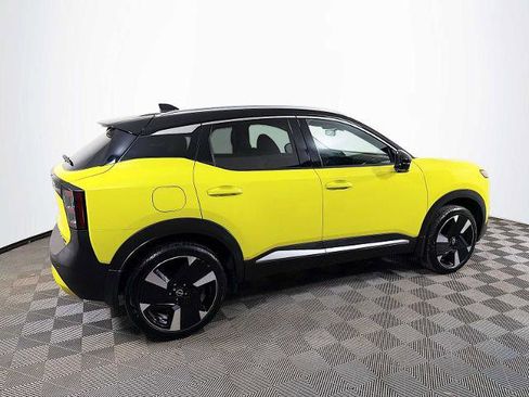 Certified 2025 Nissan Kicks SR AWD/4WD image 4