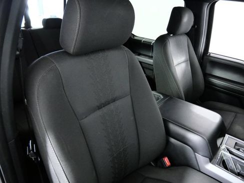 Used 2018 Ford F150 XLT w/ Equipment Group 302A Luxury AWD/4WD image 14