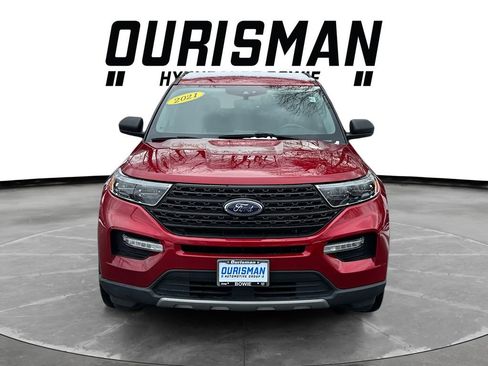 Used 2021 Ford Explorer XLT w/ Equipment Group 202A image 8