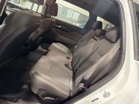 Used 2019 Hyundai Santa Fe SE image 22