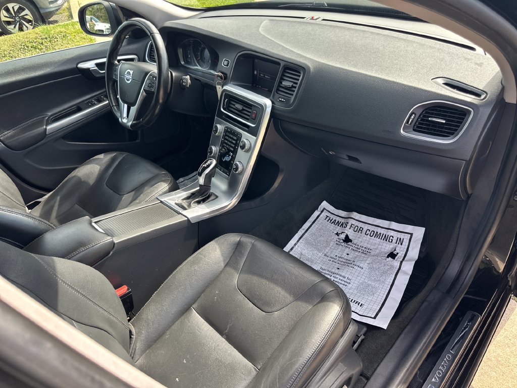 Used 2017 Volvo V60 T5 Premier FWD image 21