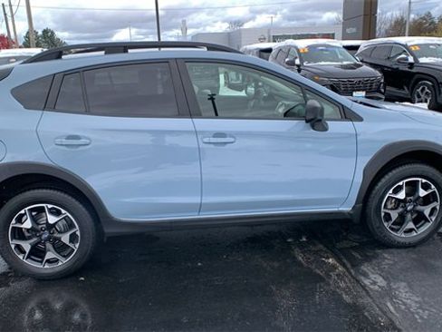 Used 2020 Subaru Crosstrek 2.0i image 6
