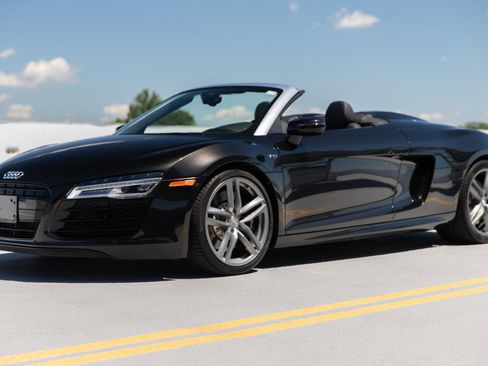 Used 2014 Audi R8 V10 AWD/4WD image 21