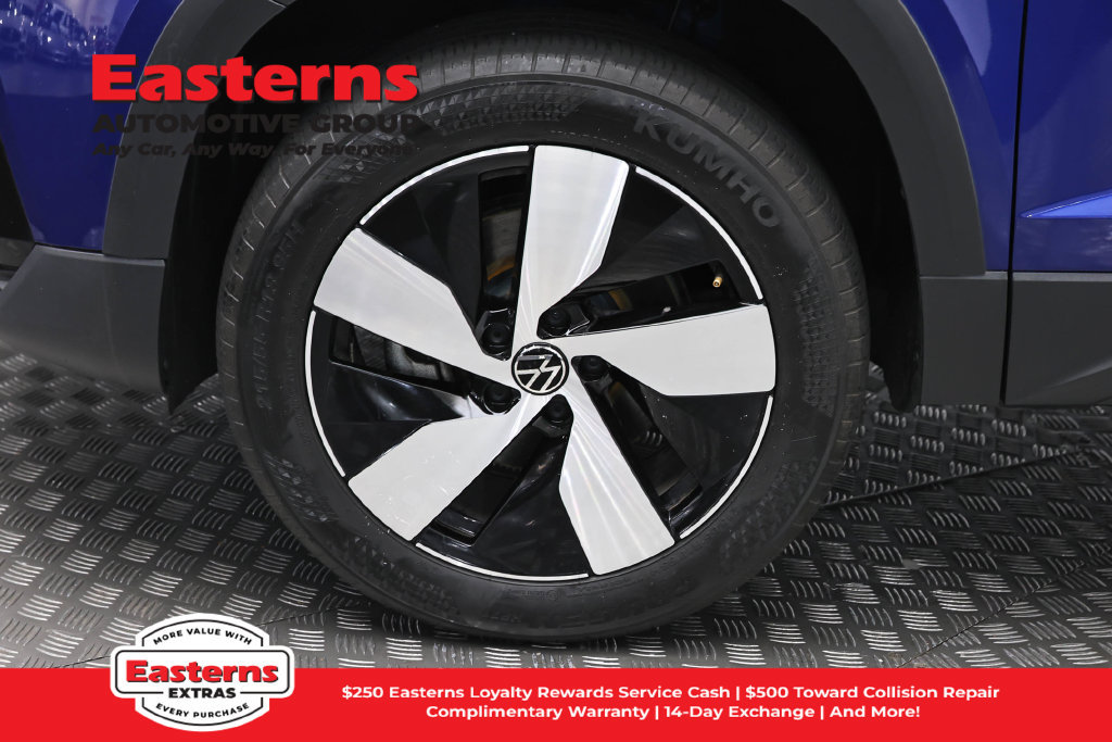 Used 2024 Volkswagen Taos S AWD/4WD image 32