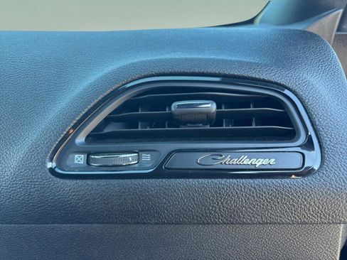 Used 2020 Dodge Challenger R/T w/ Blacktop Package image 29