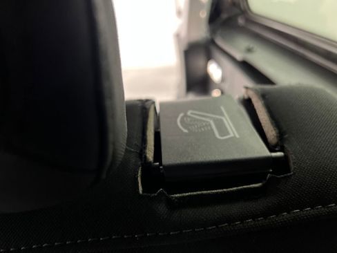 Used 2025 Ford Bronco Big Bend image 14