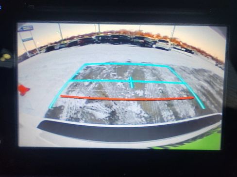 Used 2017 Toyota Sienna LE image 39