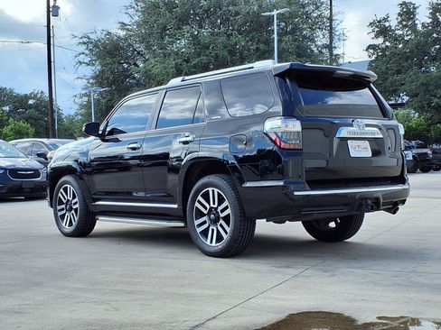 Used 2022 Toyota 4Runner Limited RWD image 7