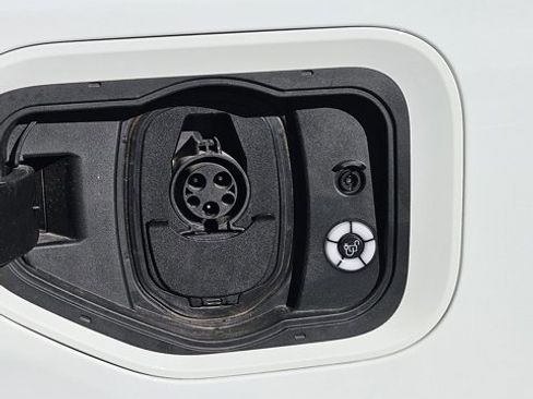 Certified 2023 Ford F150 Lightning Lariat w/ Equipment Group 511A High image 10