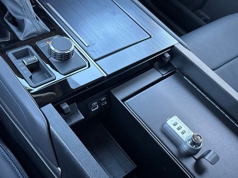 New 2026 Toyota Tundra Platinum image 26