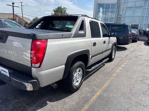 Used 2004 Chevrolet Avalanche 2WD w/ Preferred Equipment Group image 5
