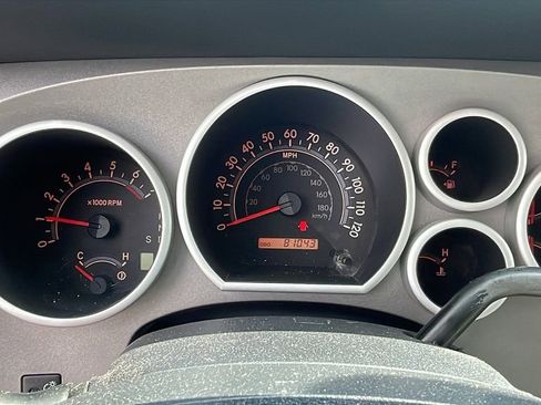 Used 2010 Toyota Tundra 2WD Double Cab image 21