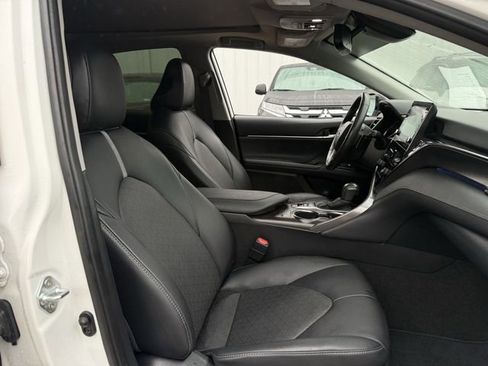 Used 2024 Toyota Camry XSE FWD image 29