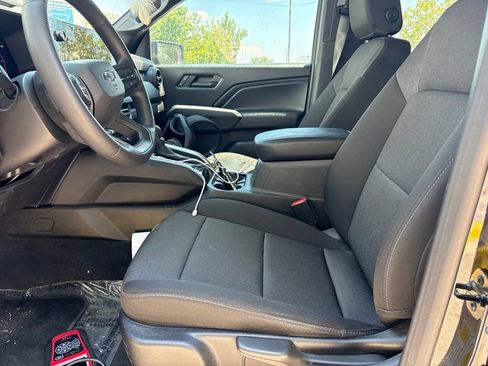 Certified 2025 Chevrolet Colorado Trail Boss AWD/4WD image 8
