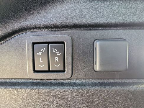 Used 2024 Cadillac Lyriq Sport w/ LPO, Floor Liner Package AWD/4WD image 8