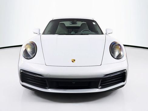 Used 2024 Porsche 911 Carrera 4 AWD/4WD image 2
