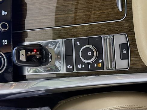 Used 2019 Land Rover Range Rover Sport HSE image 20