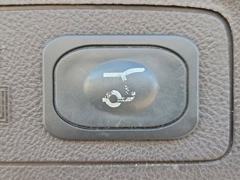 Used 2019 Lincoln MKC Select w/ Select Plus Package image 12