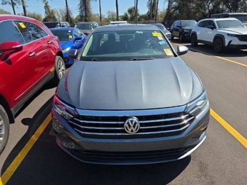 Used 2021 Volkswagen Jetta S image 3