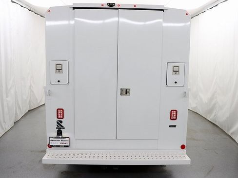 New 2025 GMC Savana 3500 w/ Power Convenience Package image 6