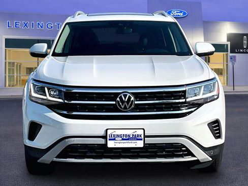 Used 2022 Volkswagen Atlas SEL AWD/4WD image 2