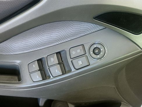 Used 2012 Hyundai Elantra Limited image 15