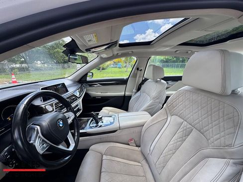 Used 2016 BMW 740i RWD image 15