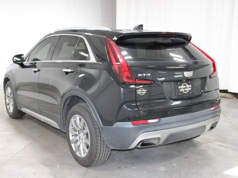 Used 2020 Cadillac XT4 Premium Luxury FWD image 7