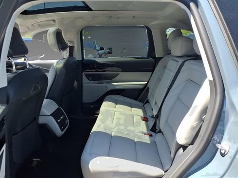 New 2026 Lincoln Nautilus Premier w/ Equipment Group 102A AWD/4WD image 5
