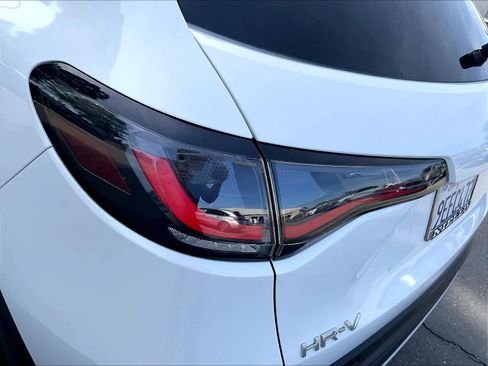 Used 2023 Honda HR-V Sport image 30