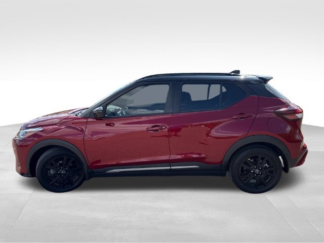 Certified 2023 Nissan Kicks SR w/ SR Premium Package FWD image 5