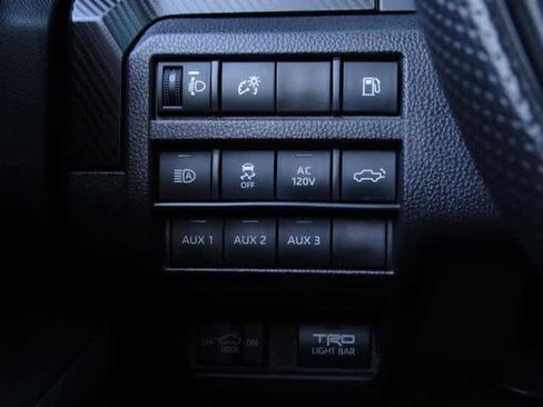 Used 2024 Toyota Tacoma TRD Pro image 39