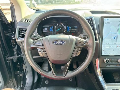 Used 2022 Ford Edge Titanium w/ Equipment Group 301A image 14