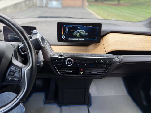 Used 2014 BMW i3 RWD image 19