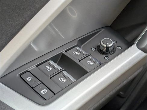 Certified 2023 Audi Q3 2.0T Premium Plus w/ Premium Plus Package image 11