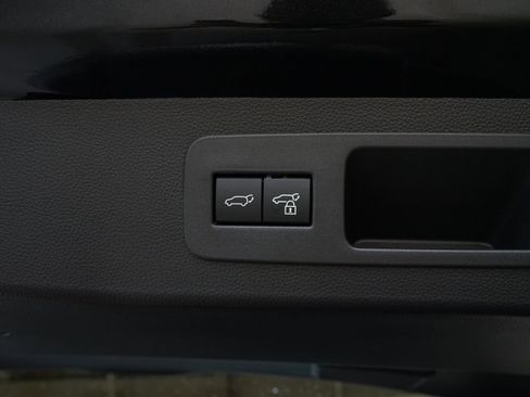 Used 2026 Lexus LX 700h Luxury AWD/4WD image 37