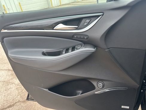 Used 2023 Buick Enclave Premium w/ Experience Buick Package image 31