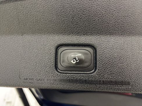 Used 2017 Ford Explorer XLT w/ Equipment Group 202A image 34