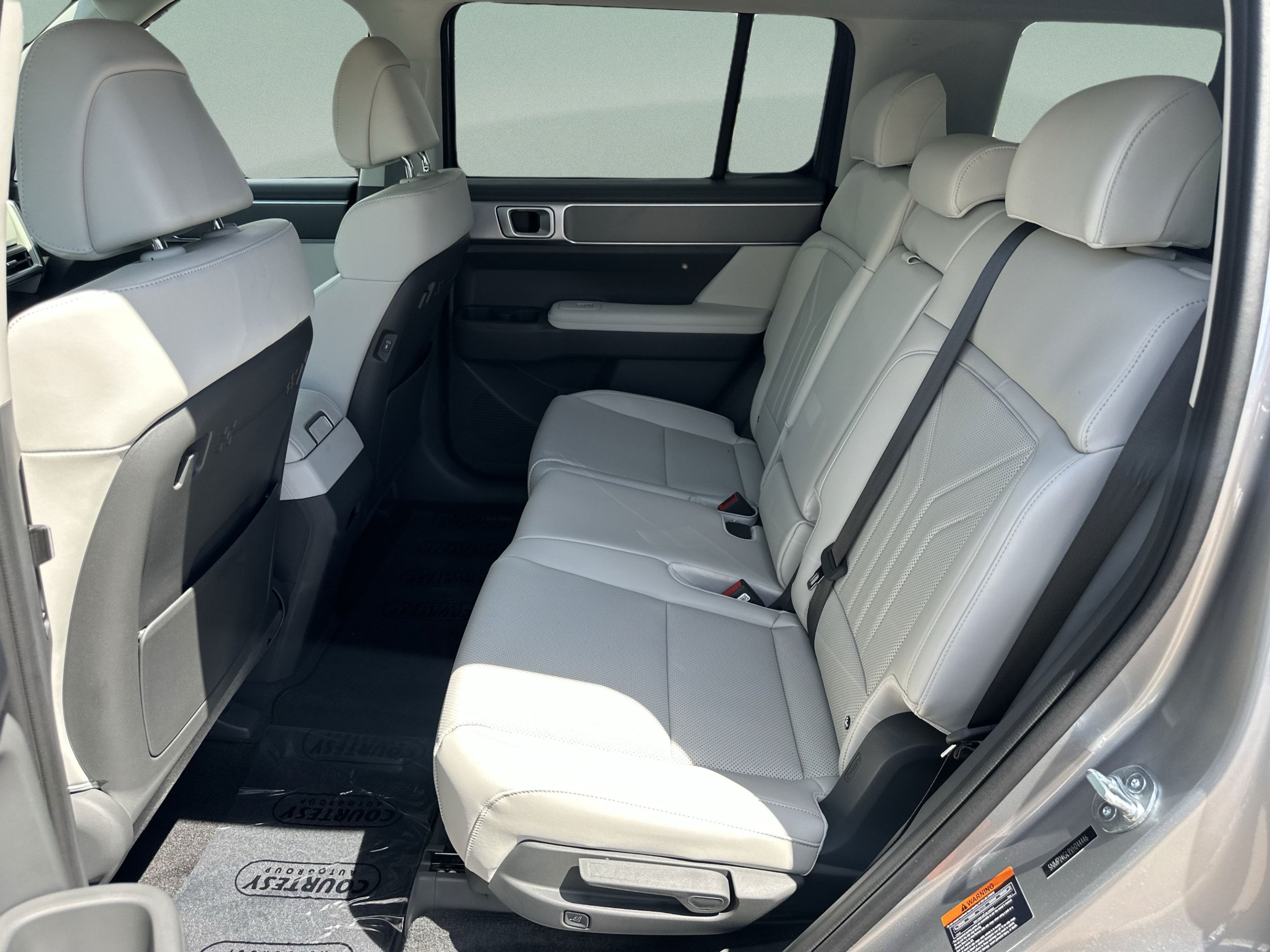 New 2027 Hyundai Santa Fe SEL FWD image 14