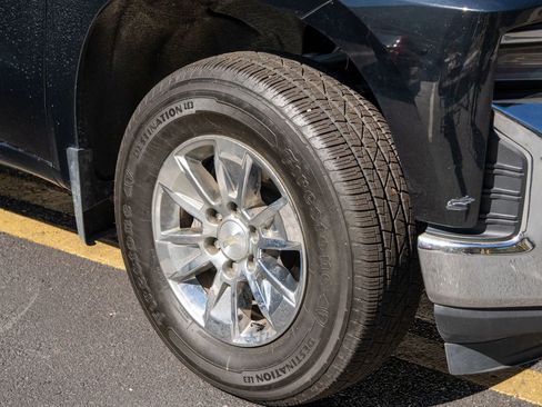 Used 2019 Chevrolet Silverado 1500 LT w/ All-Star Edition image 11