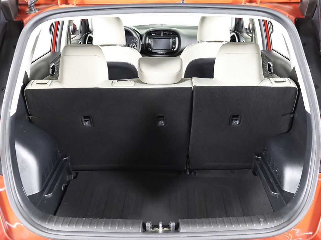 Used 2021 Kia Soul LX FWD image 17