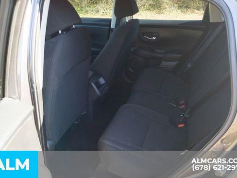 Used 2023 Honda HR-V LX image 18