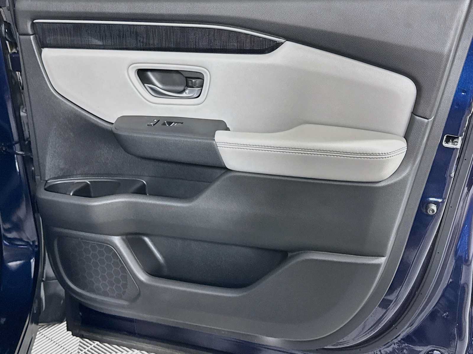 Certified 2024 Honda Pilot Elite image 30