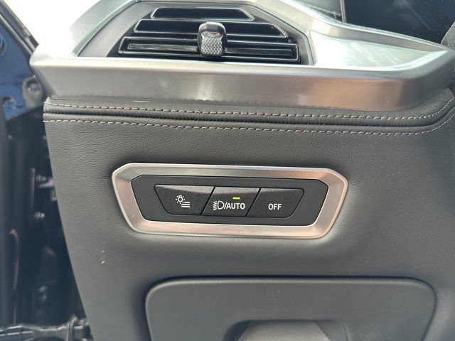 Used 2024 BMW ALPINA XB7 AWD/4WD image 57